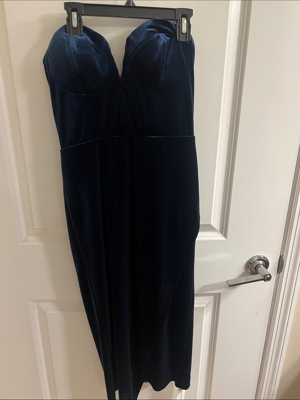 Yumi Kim Strapless Velvet Dress in Navy